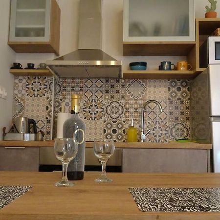 Elegant And Comfortable Apartment In The City Center Ermoúpoli Extérieur photo