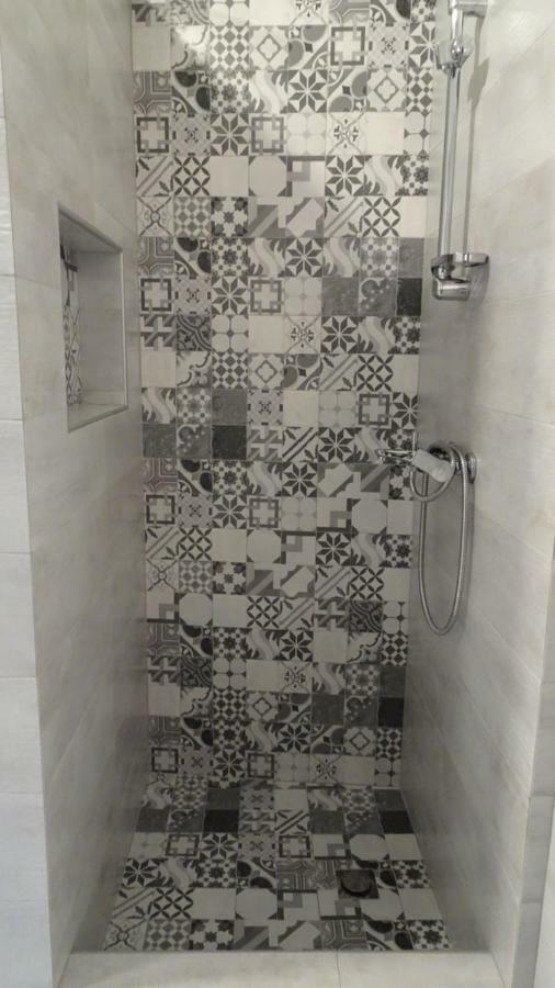 Elegant And Comfortable Apartment In The City Center Ermoúpoli Extérieur photo